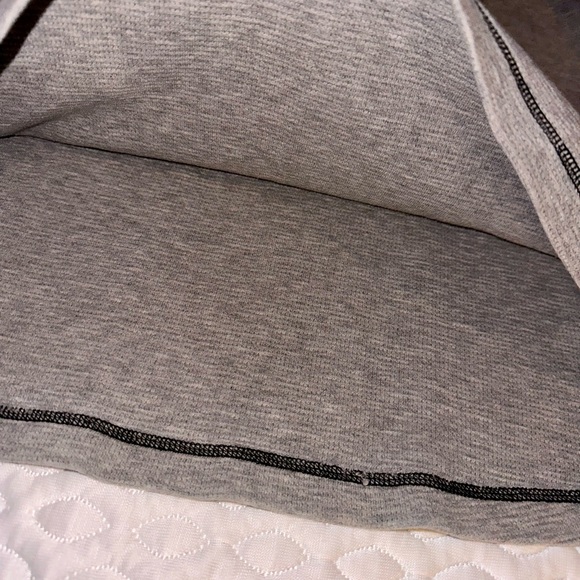 Volcom Thermal Long Sleeve Boys XL - Picture 6 of 6